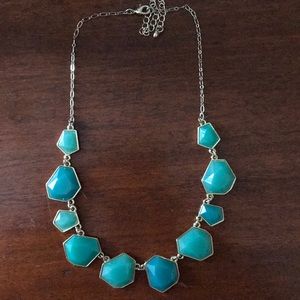 Blue accent necklace